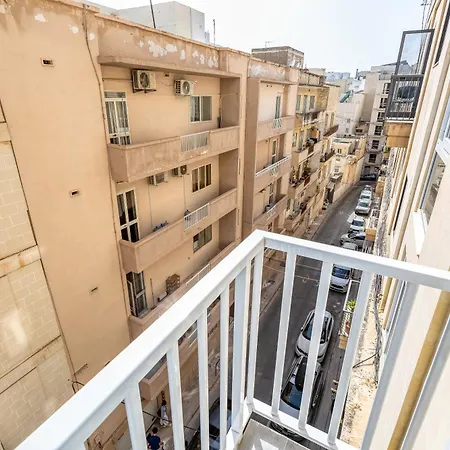 Wonderful 2br Home, W/ Comfy Sofa, Smart Tv & Wifi By 360 Estates Apartment Sliema