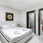 Wonderful 2br Home, W/ Comfy Sofa, Smart Tv & Wifi By 360 Estates Sliema