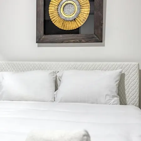 Wonderful 2br Home, W/ Comfy Sofa, Smart Tv & Wifi By 360 Estates Sliema