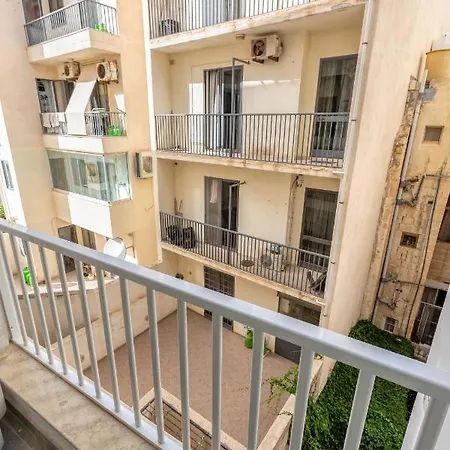 Wonderful 2br Home, W/ Comfy Sofa, Smart Tv & Wifi By 360 Estates Apartament Sliema