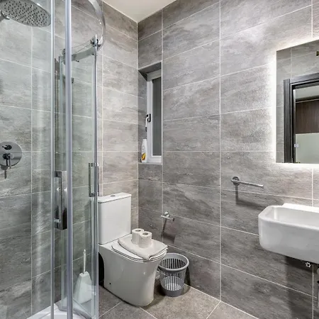 Wonderful 2br Home, W/ Comfy Sofa, Smart Tv & Wifi By 360 Estates * Sliema