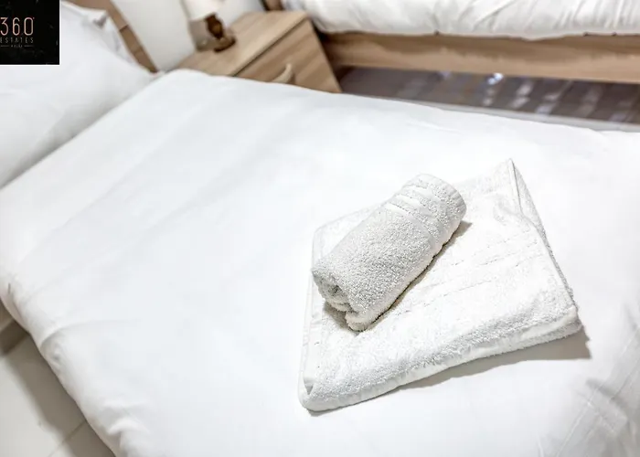 Wonderful 2br Home, W/ Comfy Sofa, Smart Tv & Wifi By 360 Estates Apartament Sliema