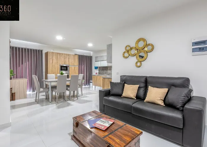 Wonderful 2br Home, W/ Comfy Sofa, Smart Tv & Wifi By 360 Estates