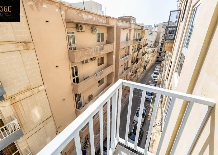 Wonderful 2br Home, W/ Comfy Sofa, Smart Tv & Wifi By 360 Estates Apartament Sliema